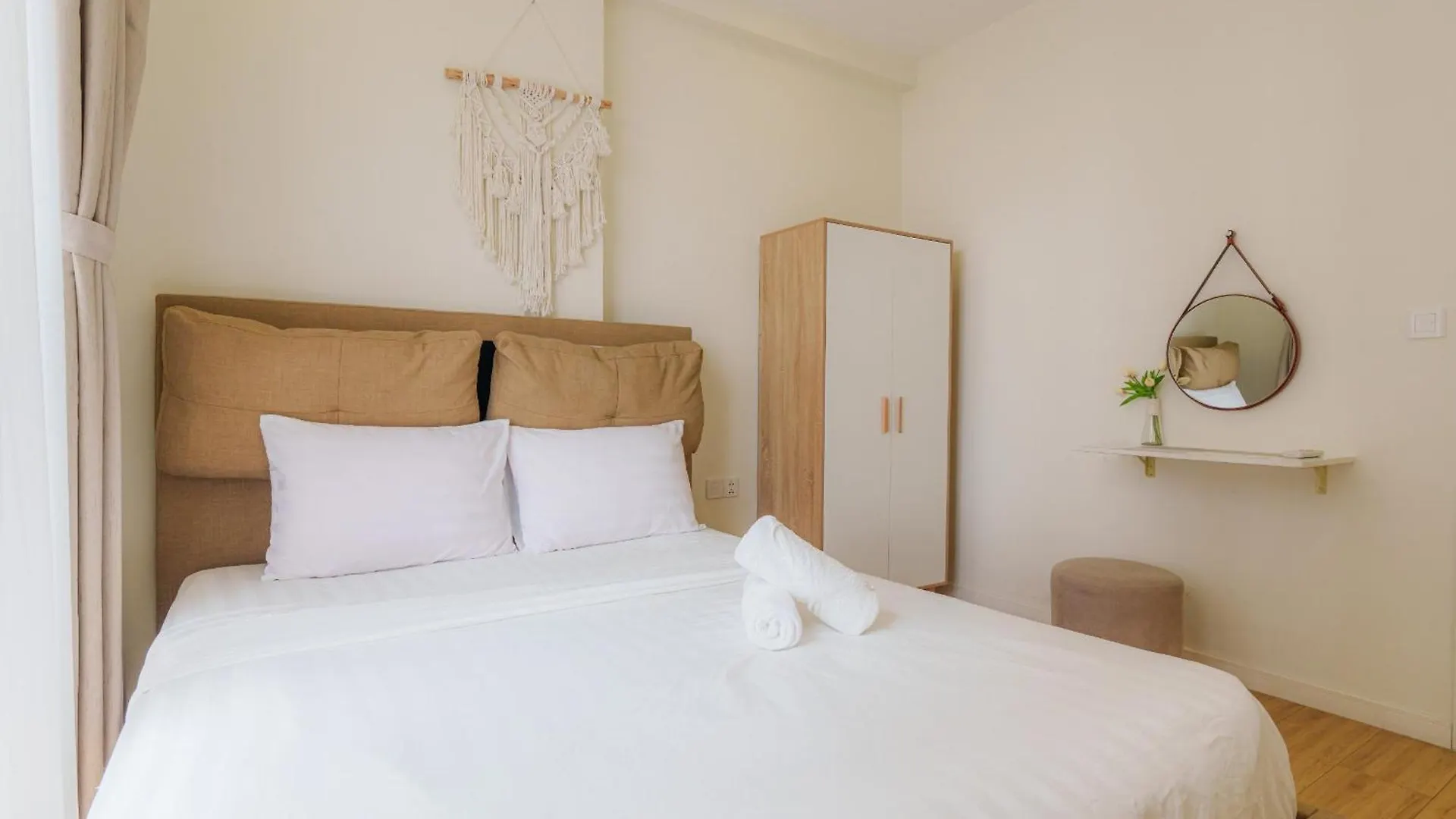 Millennium Luxury Apartment With Central Location Ho Chi Minh City