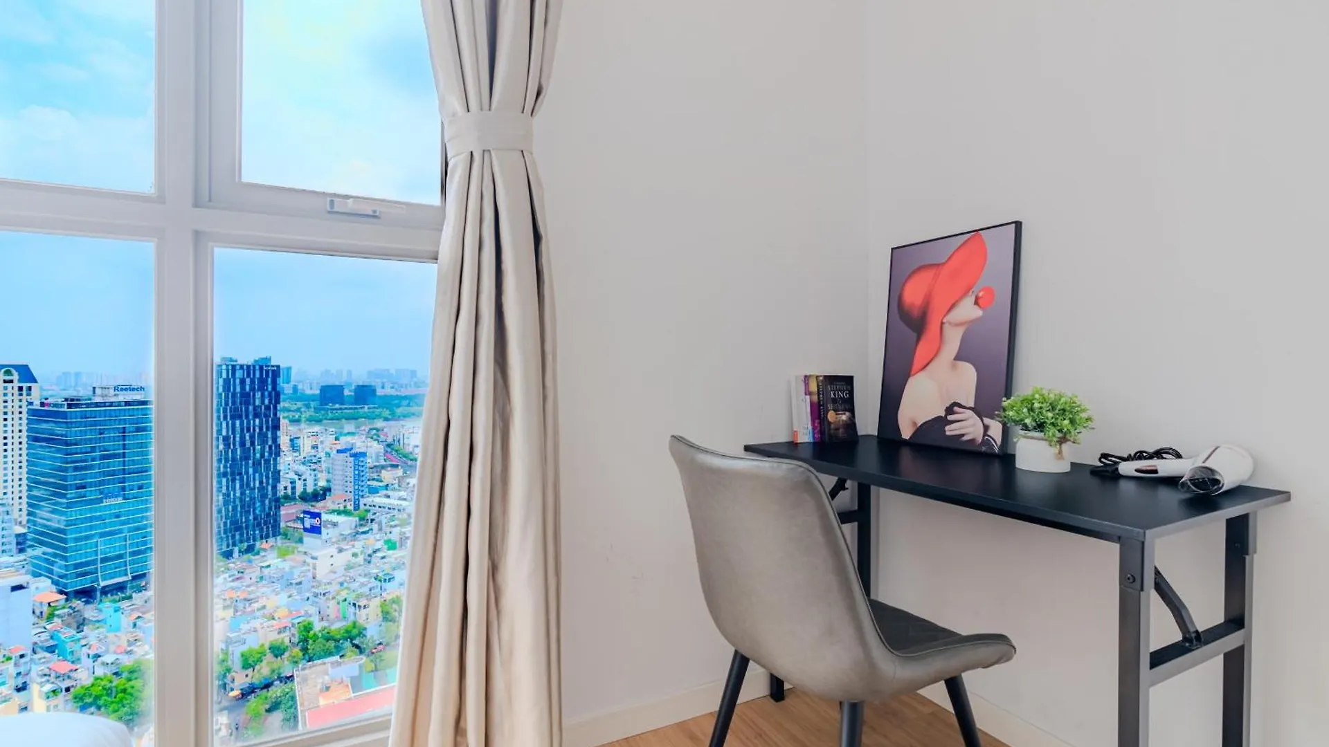 Millennium Luxury Apartment With Central Location Ho Chi Minh City