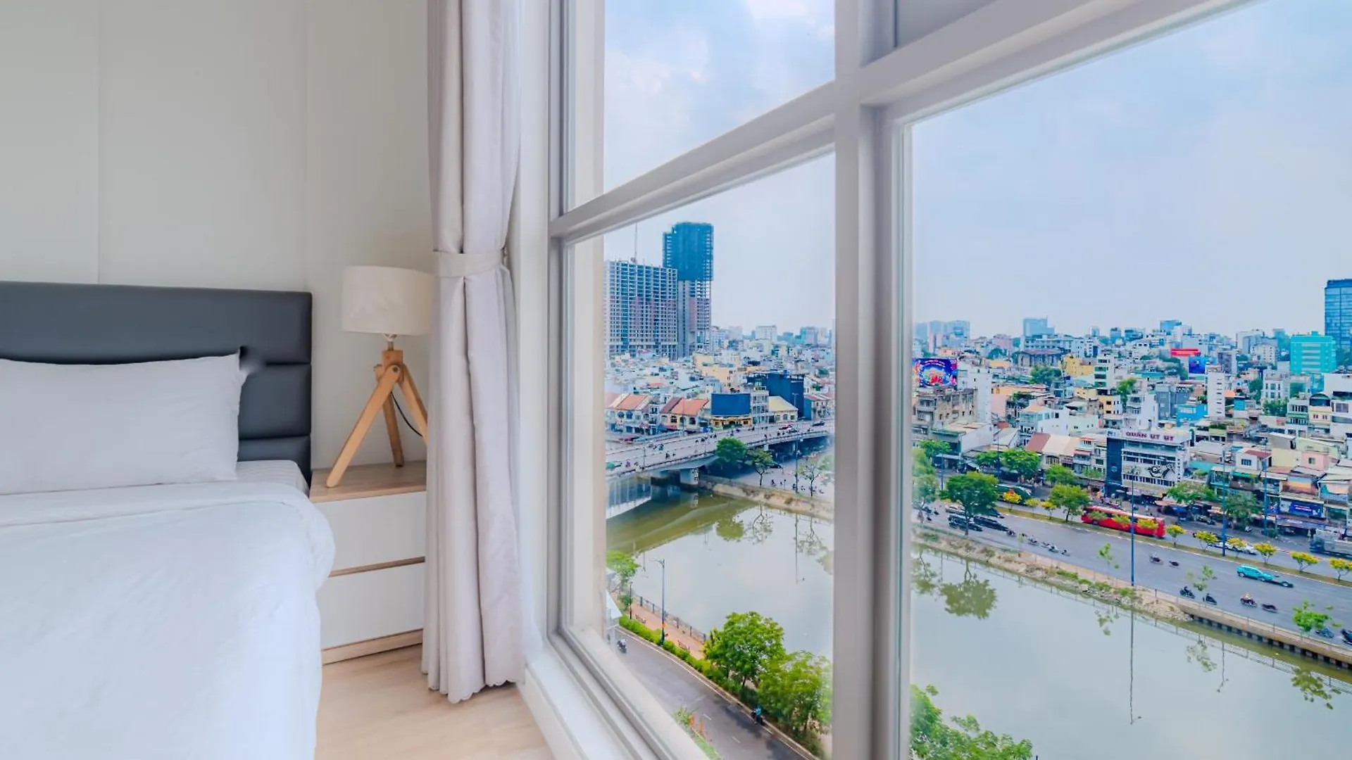 Millennium Luxury Apartment With Central Location Ho Chi Minh City 0*,