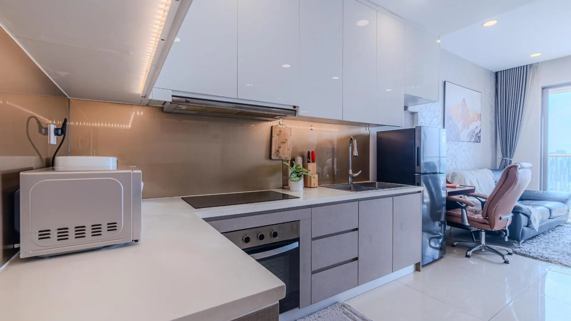 Millennium Luxury Apartment With Central Location Ho Chi Minh City